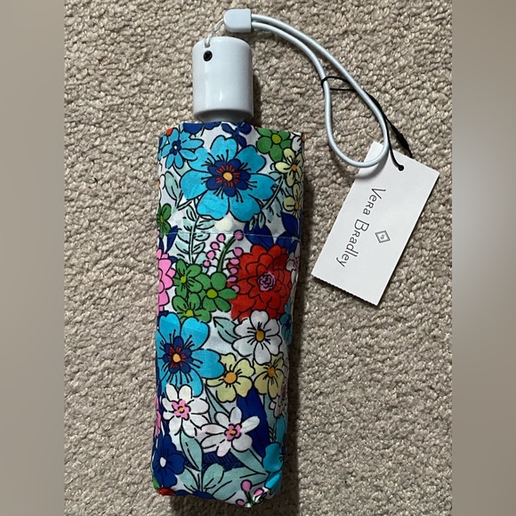 “Vera Bradley” Mini Umbrella- Far Out Floral Pattern - Picture 5 of 8